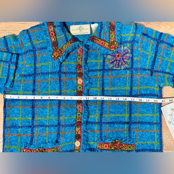 NEW Design Options by Philip and Jane Gordon Plaid Floral Button Cardigan Size M - Picture 10 of 11